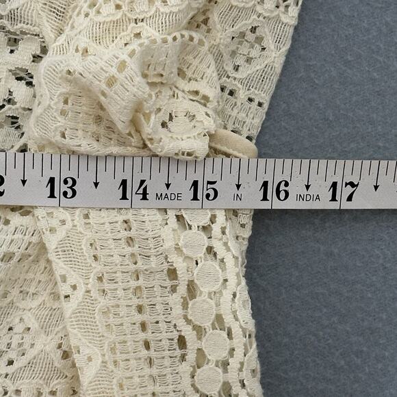 Vintage Y2K Womens Top M‎ Ivory Crochet Lace Sheer Flowy Poncho Western Boho - Picture 6 of 10